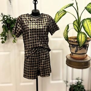 Lili Sidonio two piece sequin short set. NWOT